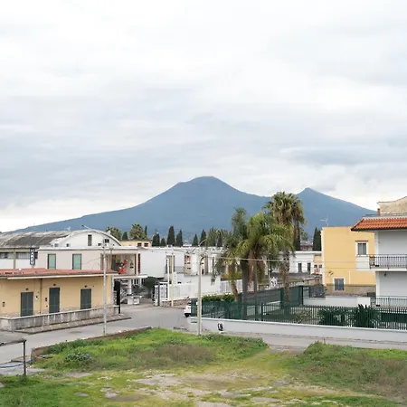 بيت ضيافة Napolitano - Pompei *